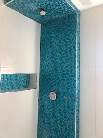 Pose de carreau de verre mosaïque près de Montauban Pose de carreau de verre mosaïque près de Montauban